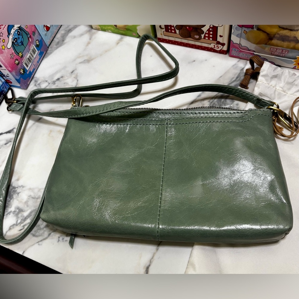 HOBO Jade Darcy Crossbody Leather Bag NWT 💚 - Picture 10 of 16